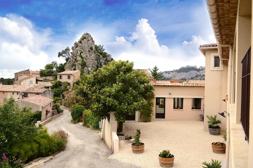 Bed and Breakfast Mas De Carabelle à La Roque-Alric Extérieur photo