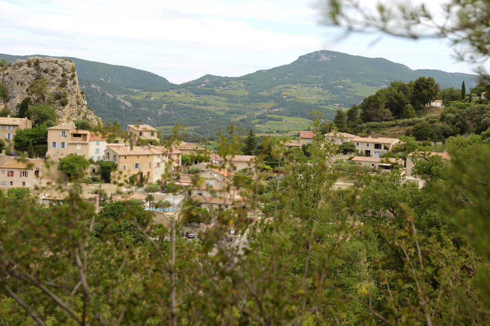 Bed and Breakfast Mas De Carabelle à La Roque-Alric Extérieur photo